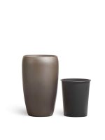 Кашпо напольное для цветов, TREEZ Effectory Metal, конус, керамический горшок, Лаковое тёмное серебро, 51x32 см, 37/10 л, для интерьера, для улицы — изображение 8